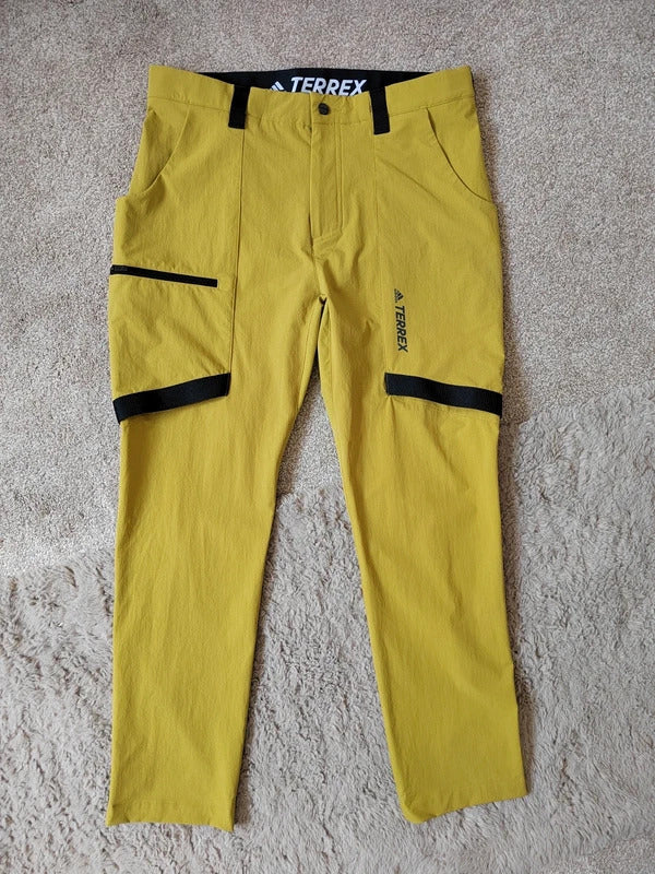 Adidas Terrex Men’s Zupahike Technical Hiking Pants – Yellow/Olive & Black – Size Large