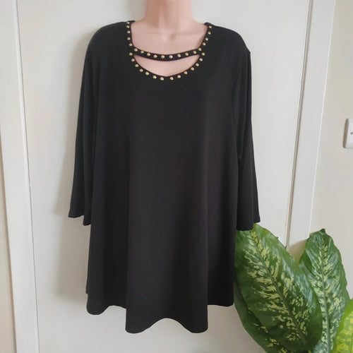 89th & Madison Black Studded Cut-Out Tunic Top – Size 18