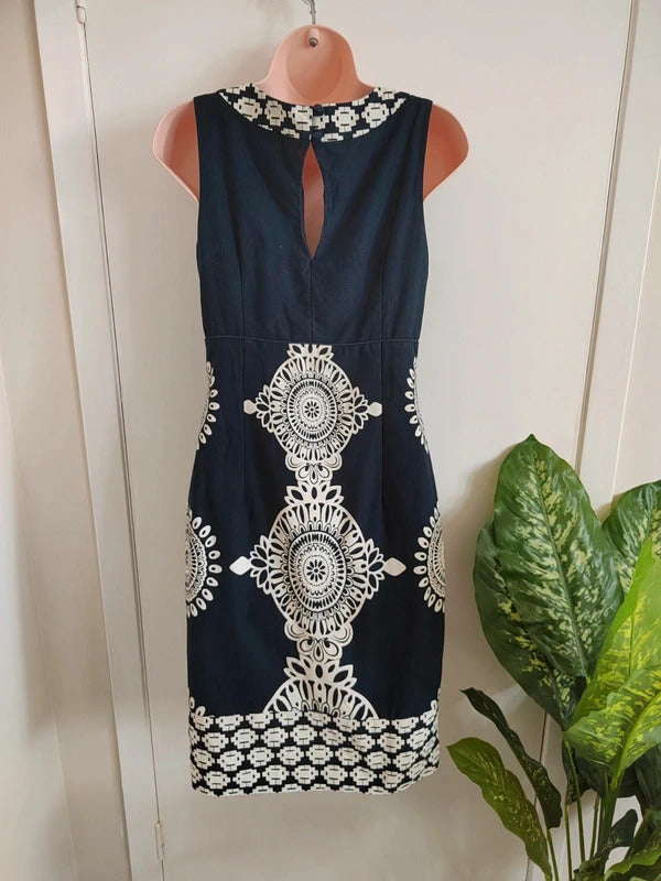Vintage Laura Ashley Sleeveless V-Neck Shift Dress – Navy & Cream Mandala Print - Size 10