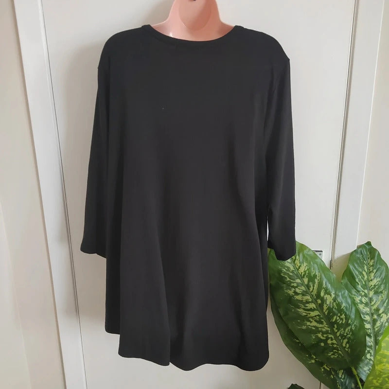 89th & Madison Black Studded Cut-Out Tunic Top – Size 18