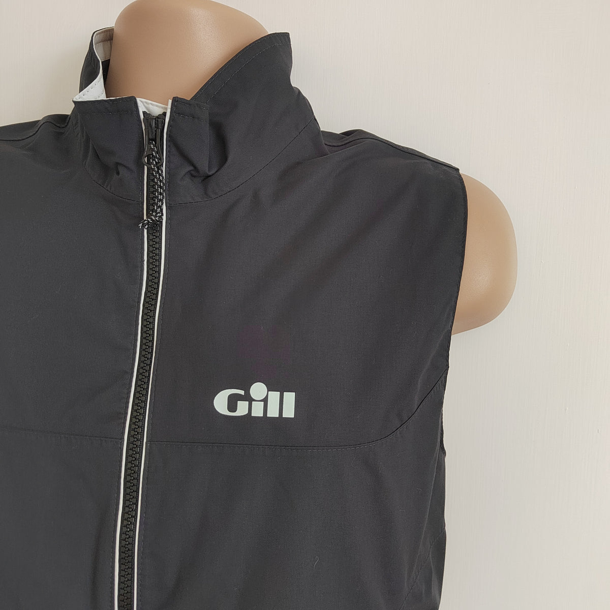 Men's Gill Marine Inshore Sport Gilet - Size Small NWOT