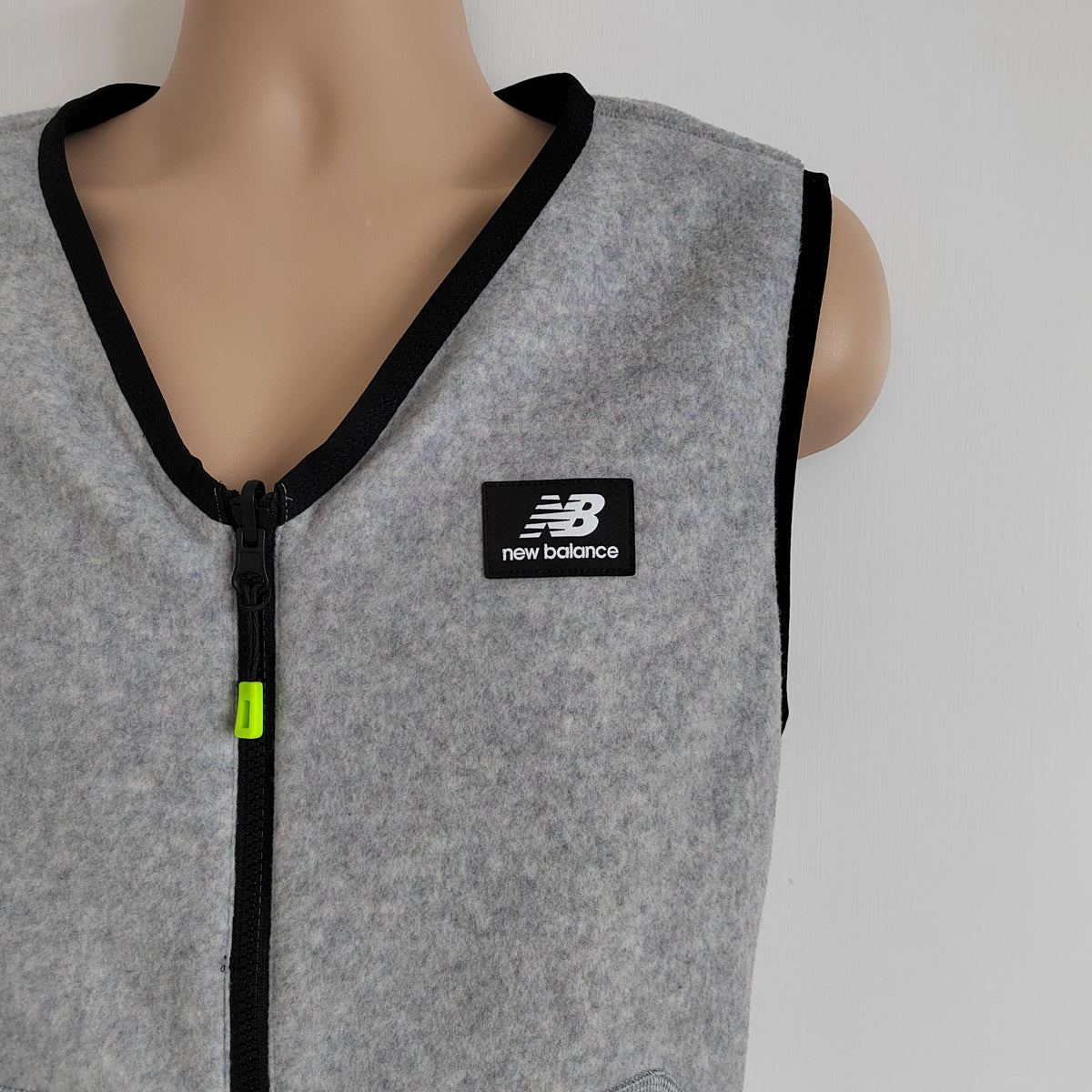 Men's New Balance All Terrain Spinnex Reversible Bodywarmer - Size Small NWOT