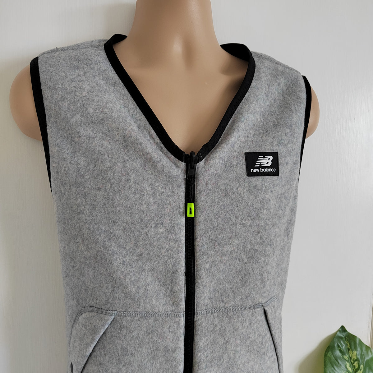 Men's New Balance All Terrain Spinnex Reversible Bodywarmer - Size Small NWOT