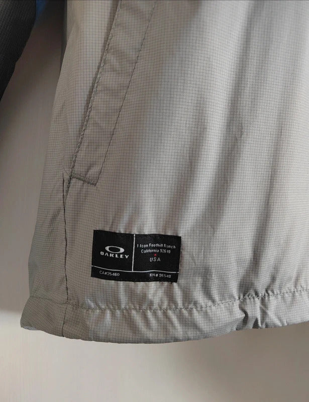 Oakley Men's Century Colorblock Half-Zip Hooded Windbreaker - Size Small