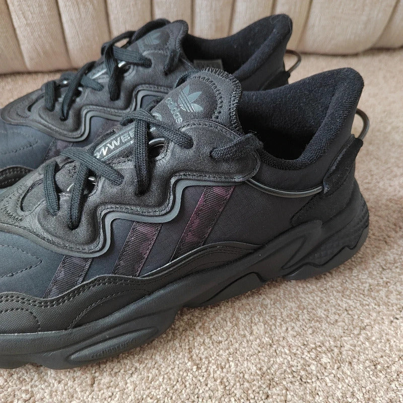 Mens Adidas Originals Ozweego Black Trainers Size 10