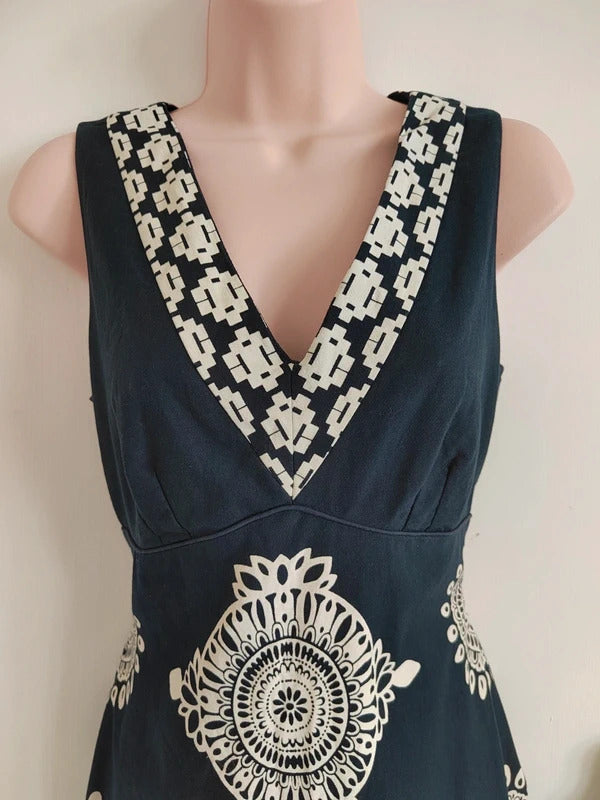 Vintage Laura Ashley Sleeveless V-Neck Shift Dress – Navy & Cream Mandala Print - Size 10