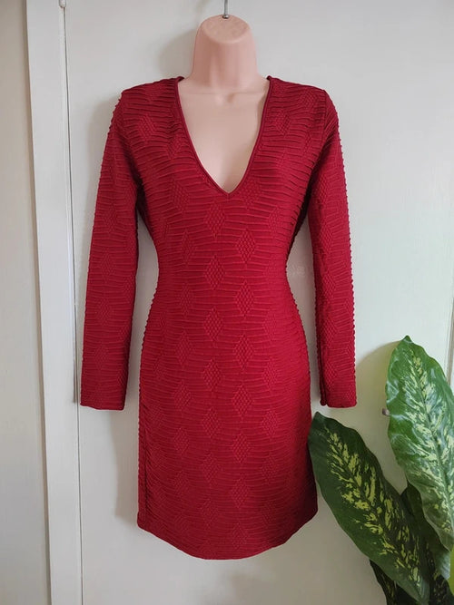 Boohoo Long Sleeve V-Neck Textured Geometric Knit Mini Dress – Size UK 14
