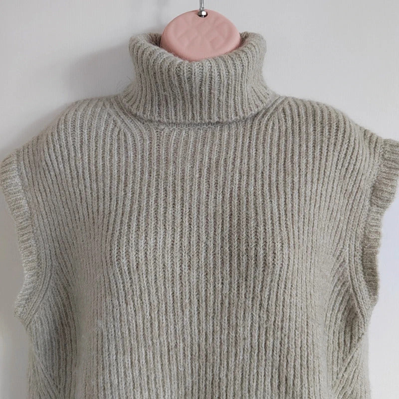Zara Oatmeal Ribbed Knit Turtleneck Sweater Vest – 9% Wool Blend – Size Large