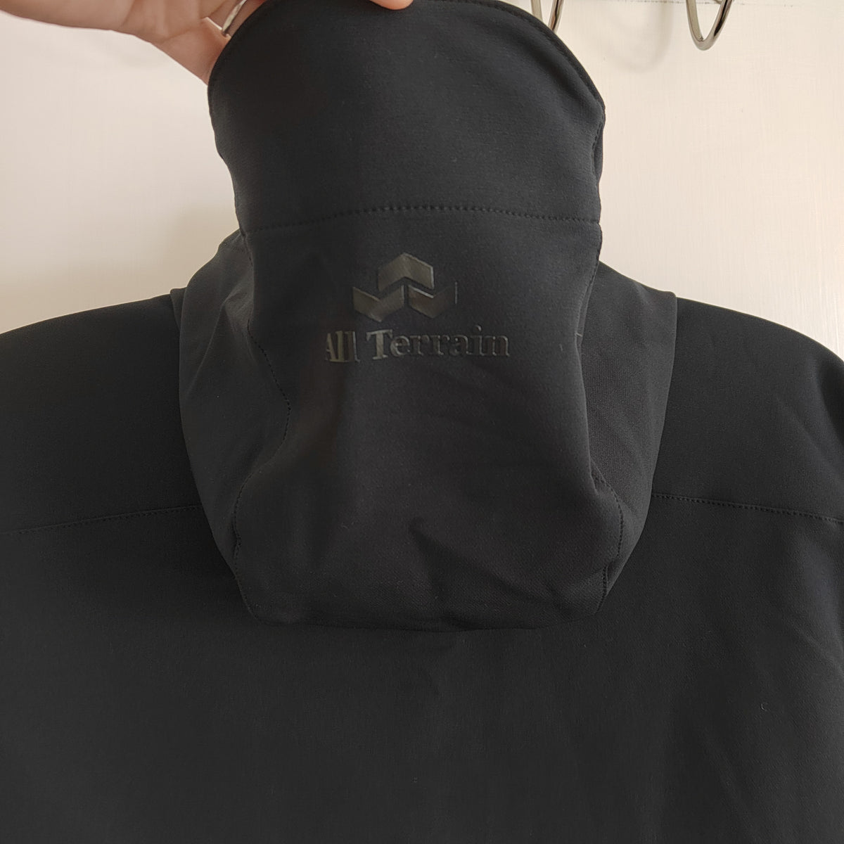TOG24 Men’s Wagner All Terrain Softshell Jacket – Black - Size Small NWOT