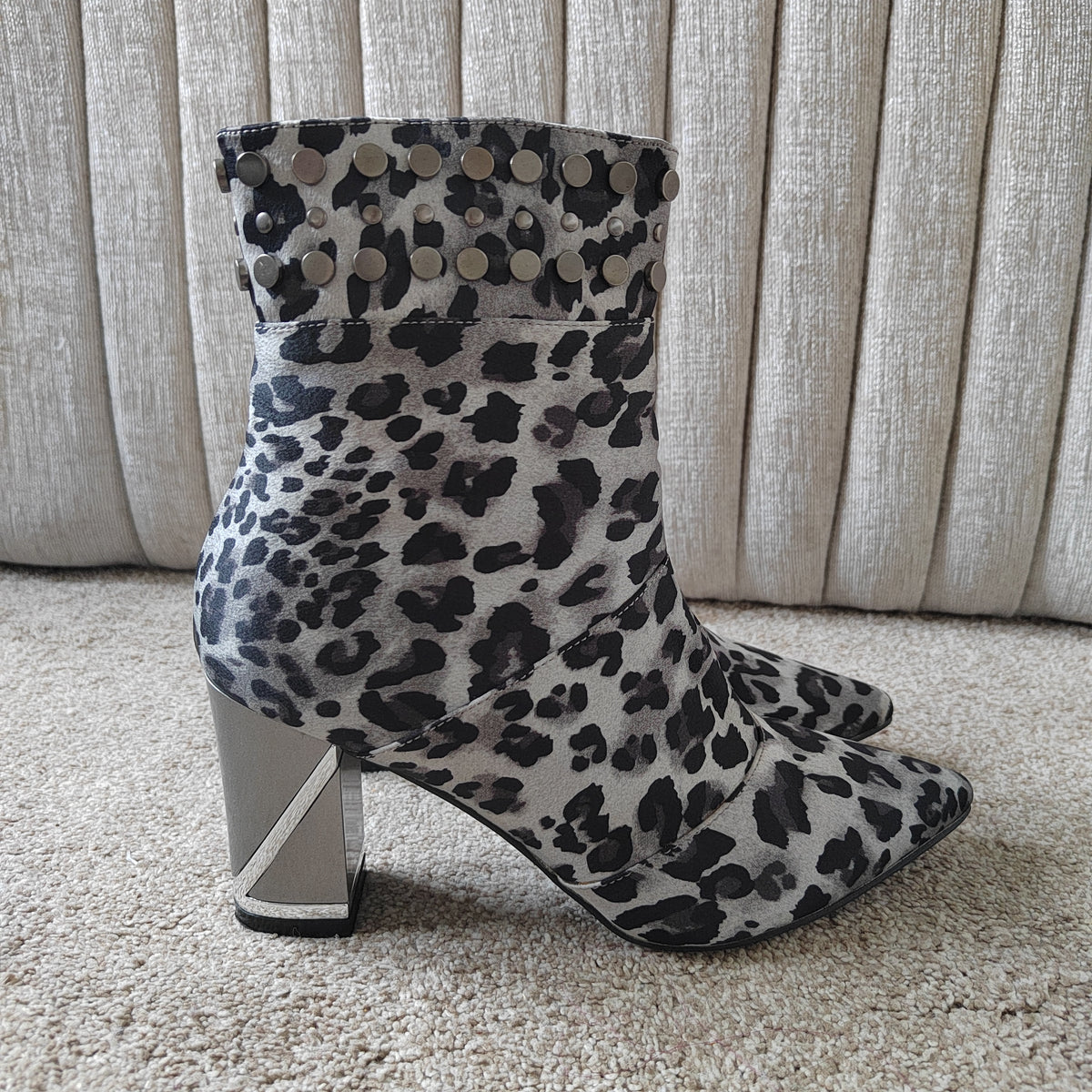 M by Moda "Kristian" Grey Leopard Fabric Ankle Boots (With Box) - Size 5