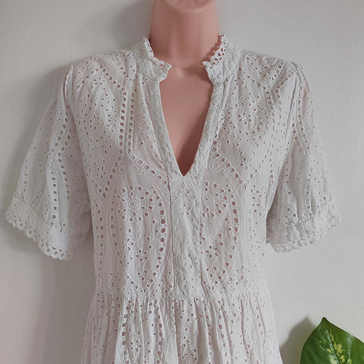 Y.A.S. Yasholi Broderie Mini Dress - 100% Cotton - Size 18