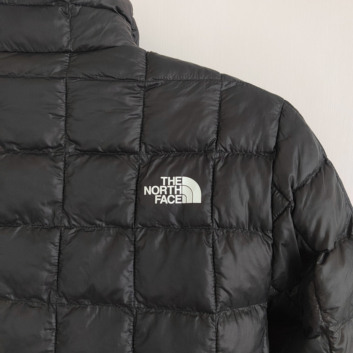 Mens The North Face black Thermoball 2.0 Jacket - Size Small NWOT