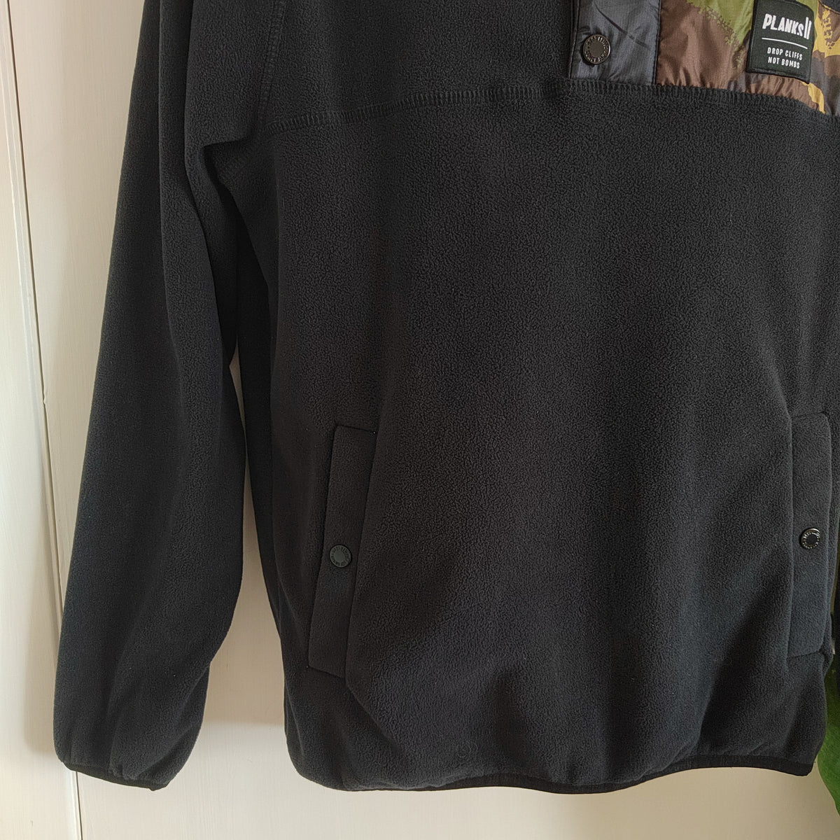 Planks Clothing Peace Fleece Unisex Pullover - Size Small