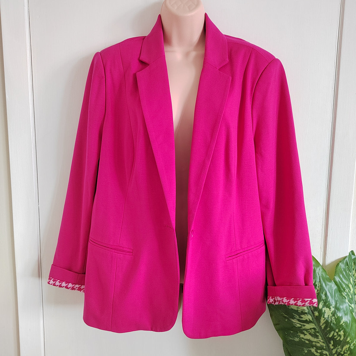 Dannii Minogue Petites Hot Pink Tailored Blazer - Size 20