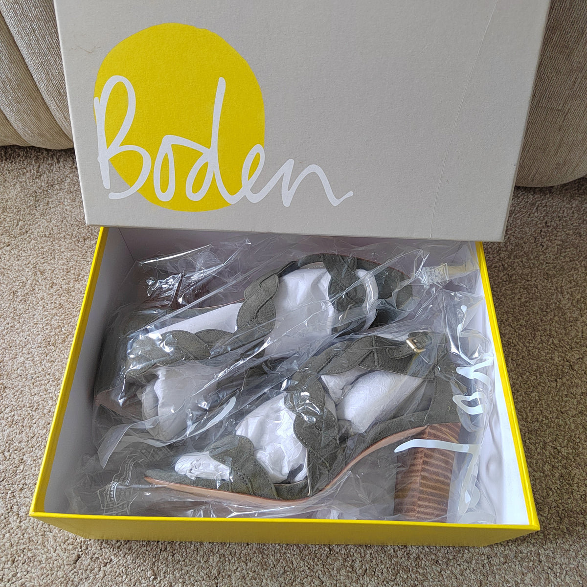 Stunning Boden Rosalie Leather Suede Heeled Sandals (With Box) - Size 5