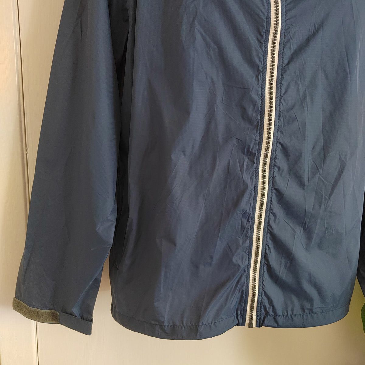 ROKA London Holborn Eco-Friendly Rain Jacket - Deep Blue - Size Medium NWOT RRP £79.95