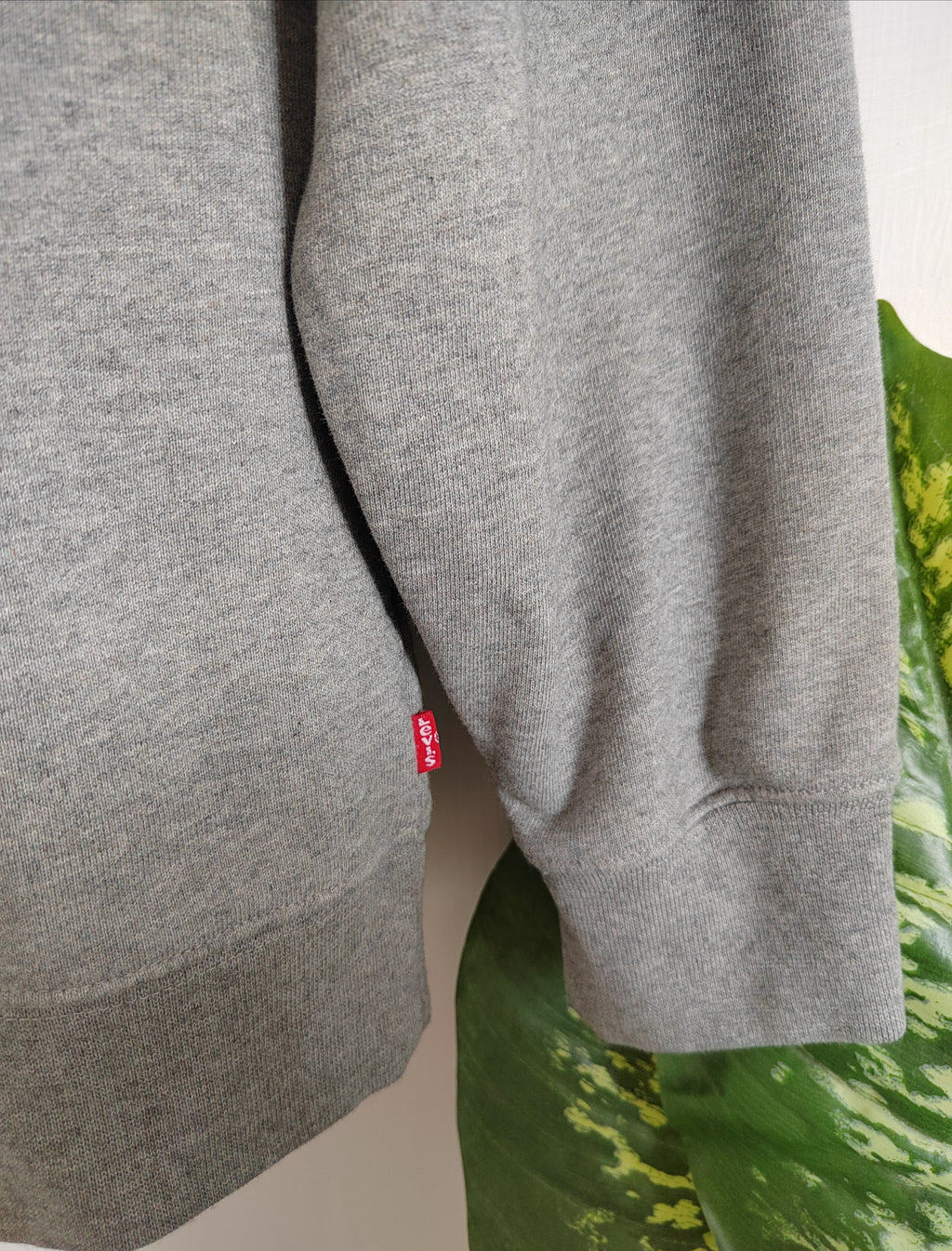 Levi's Men's Relaxed Fit Graphic Outline Logo Crewneck Sweatshirt - Size XS