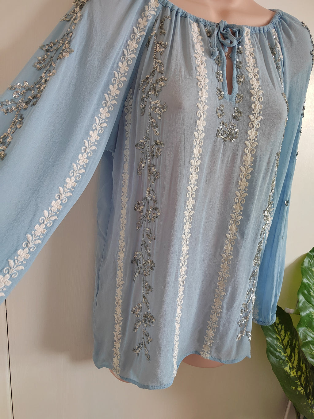 Miss June Paris Blue Embroidered Sequin Peasant Blouse - Size 8/10 - rrp £100+