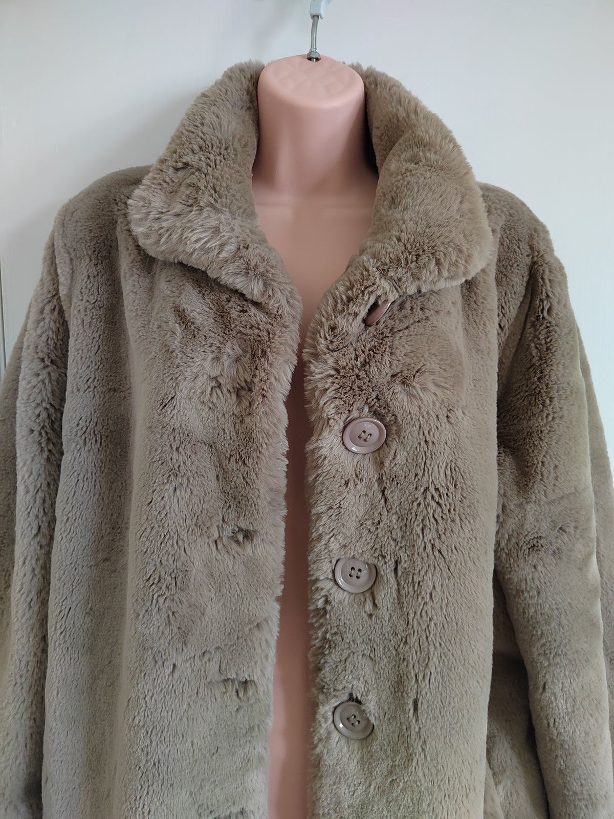 Rino & Pelle ‘Nonna’ Oversized Plush Faux Fur Jacket - Size 18