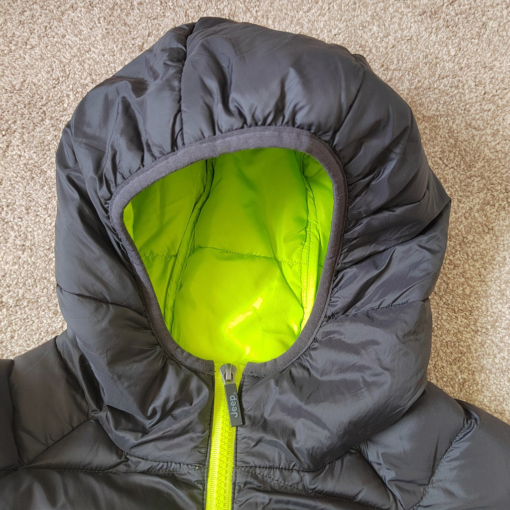Jeep Lightweight Hooded Puffer Jacket - Size Medium NWOT