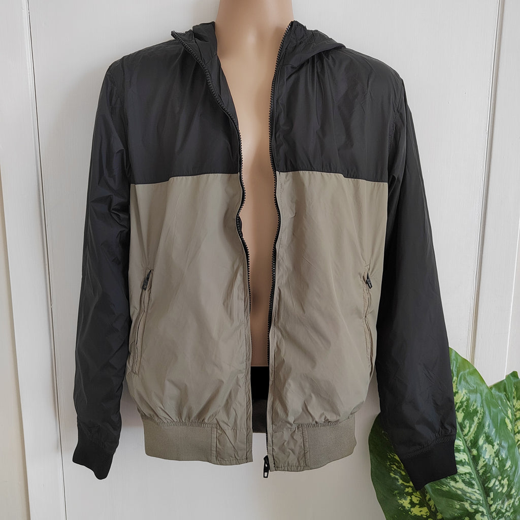French Connection Men’s Hooded Windbreaker Jacket – Size Small