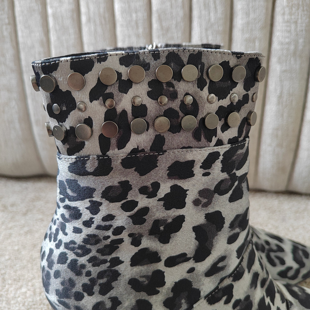 M by Moda "Kristian" Grey Leopard Fabric Ankle Boots (With Box) - Size 5