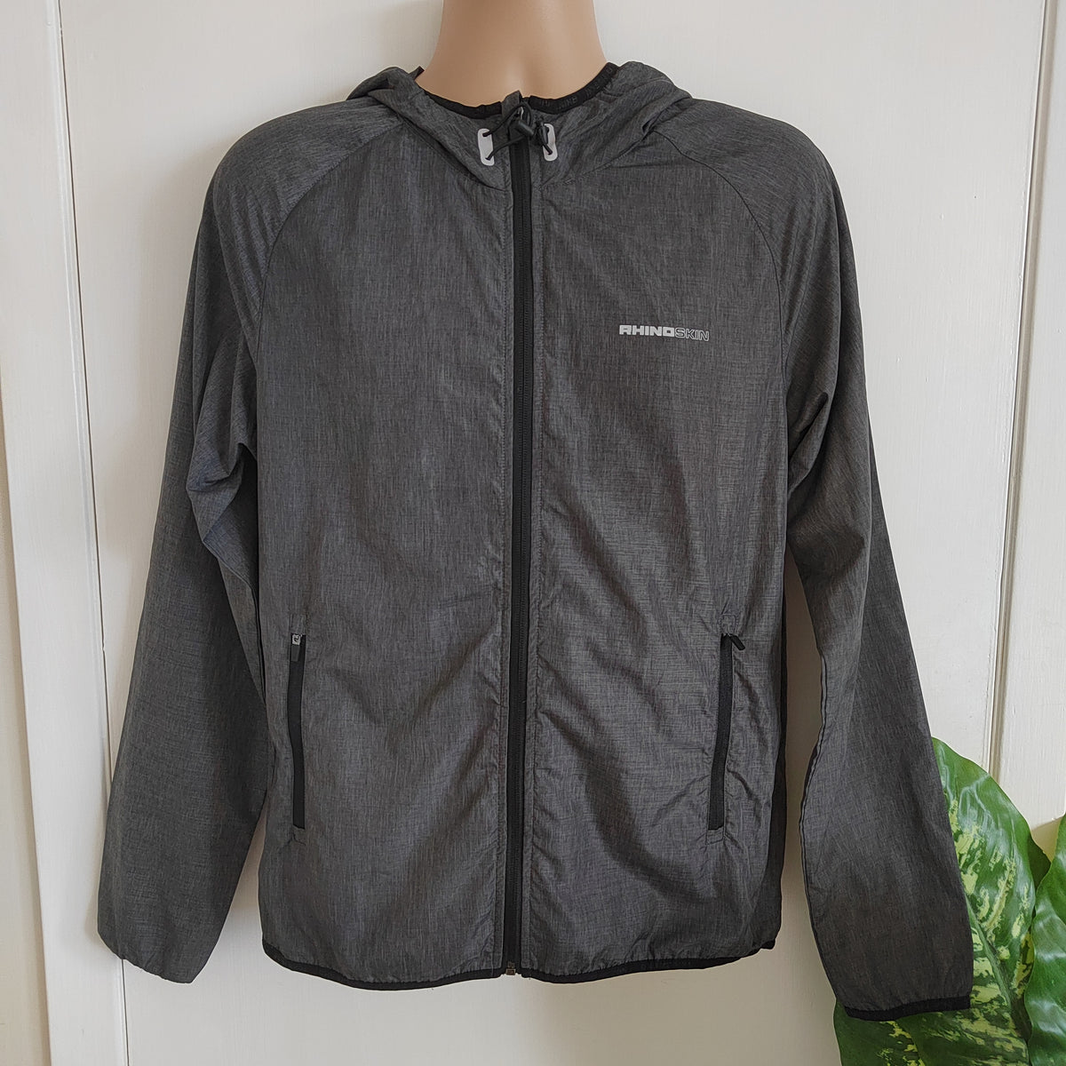 Rhino Skin Lightweight Hooded Performance Windbreaker Jacket – Heather Charcoal - Size Small