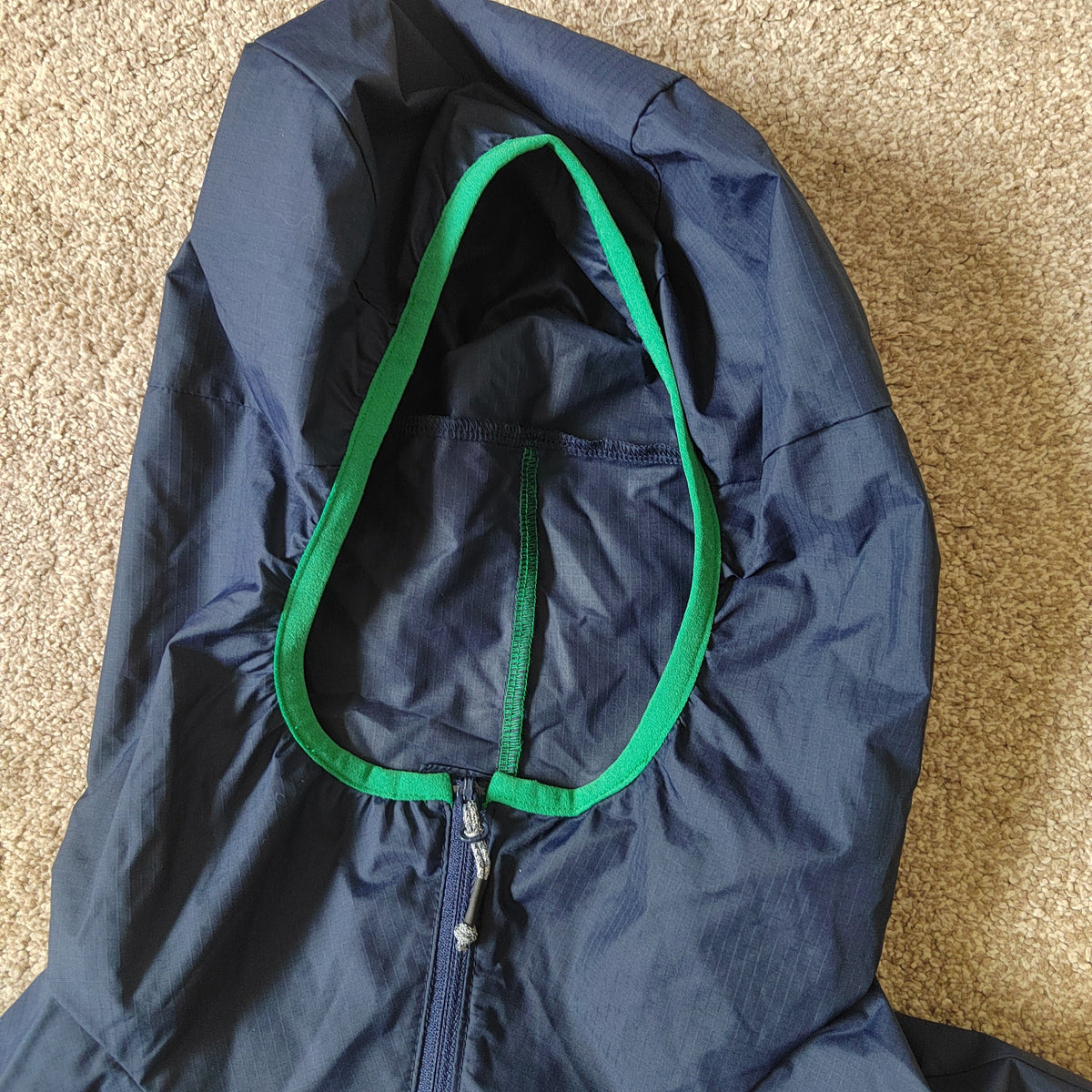 Berghaus Men's Corbeck Windbreaker Jacket – Navy/White – Size Medium