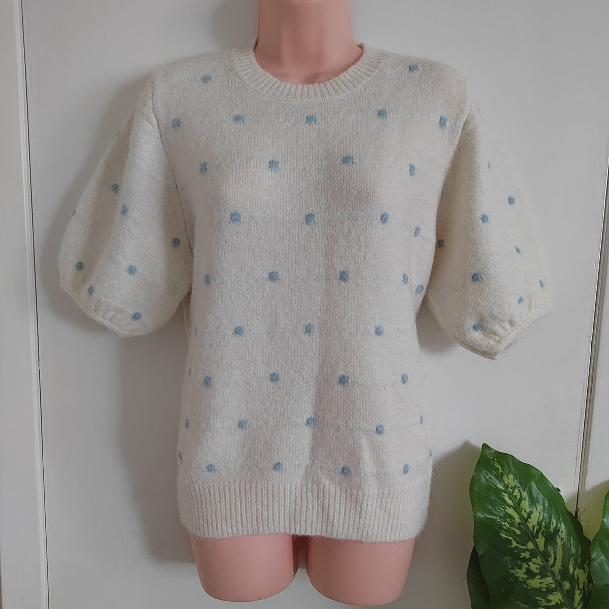 George Cream & Blue Polka Dot Knit Top - Size 12/14