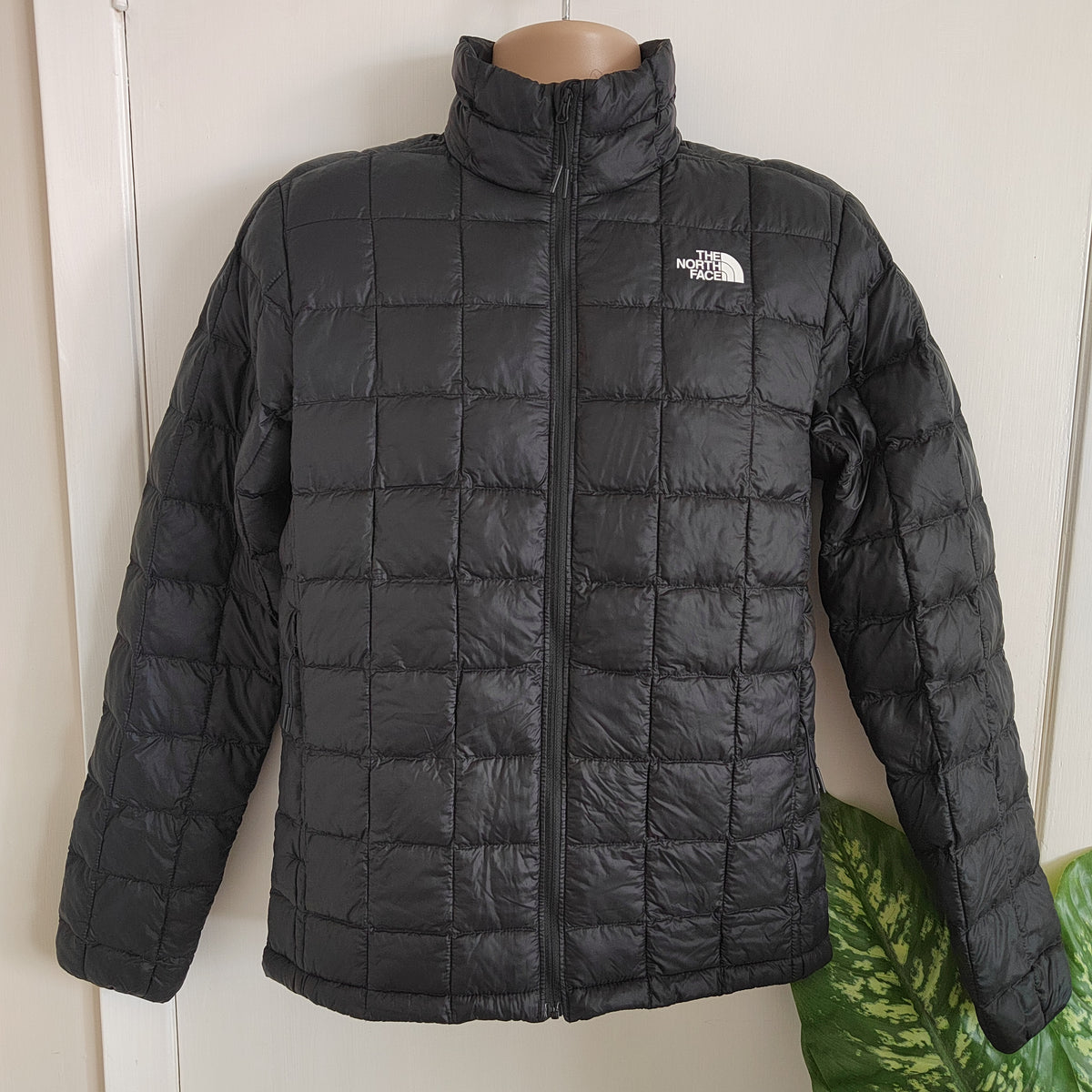 Mens The North Face black Thermoball 2.0 Jacket - Size Small NWOT
