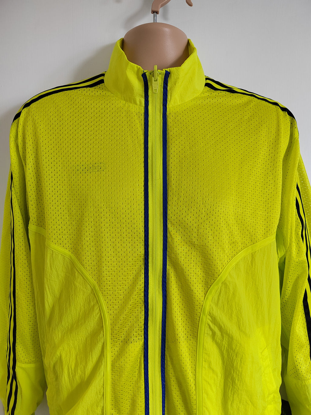 Adidas Originals "Reverse Track" Mesh Windbreaker Jacket - Size Small NWOT