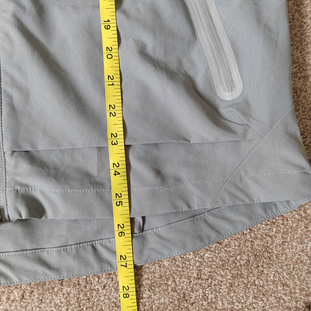 Monterrain Men’s Two-Tone Technical Running Vest / Gilet – Grey - Size Large