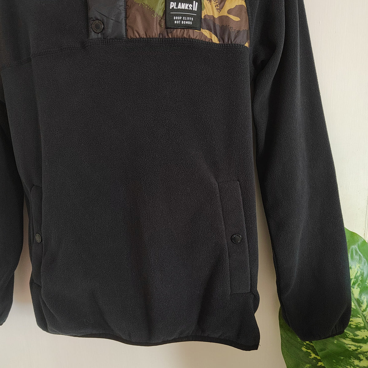 Planks Clothing Peace Fleece Unisex Pullover - Size Small