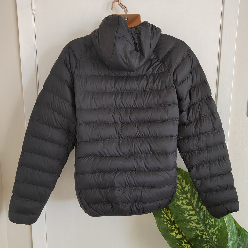 Jeep Lightweight Hooded Puffer Jacket - Size Medium NWOT