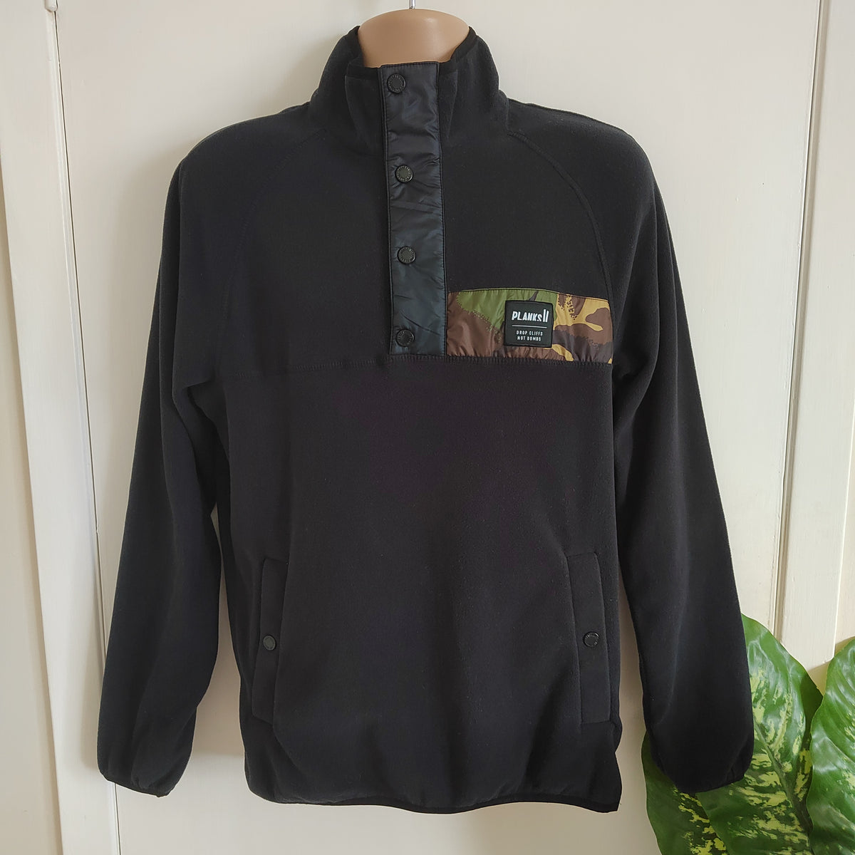 Planks Clothing Peace Fleece Unisex Pullover - Size Small
