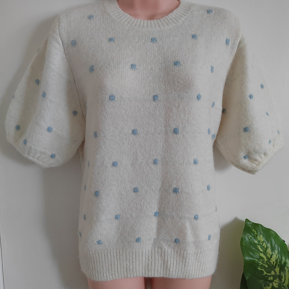 George Cream & Blue Polka Dot Knit Top - Size 12/14