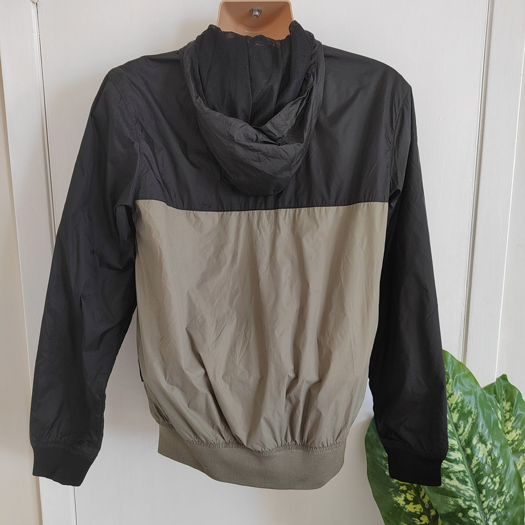 French Connection Men’s Hooded Windbreaker Jacket – Size Small