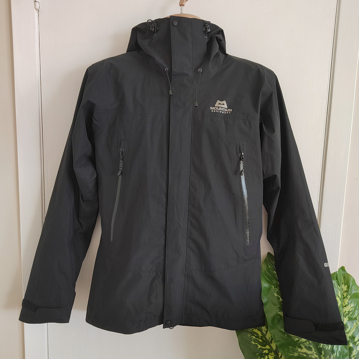 Mountain Equipment Kamet GORE-TEX Jacket - Size Small NWOT