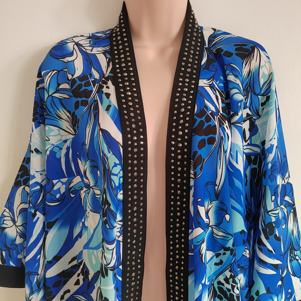 Julien Macdonald Floral Embellished Kimono - Size Large RRP £40