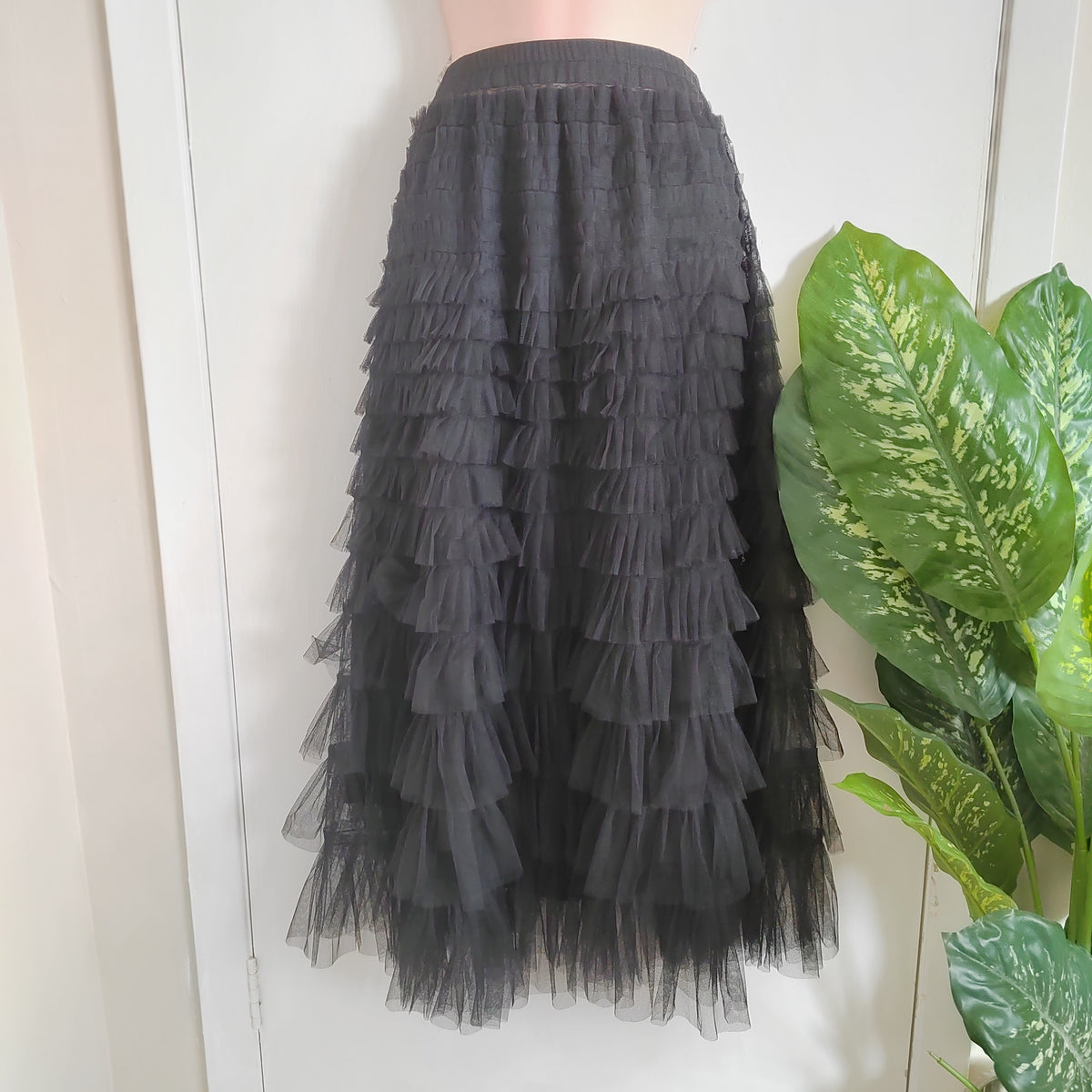 Apricot Tulle Ruffle Tiered Midi Skirt – Black - Size 16 NWT RRP £35