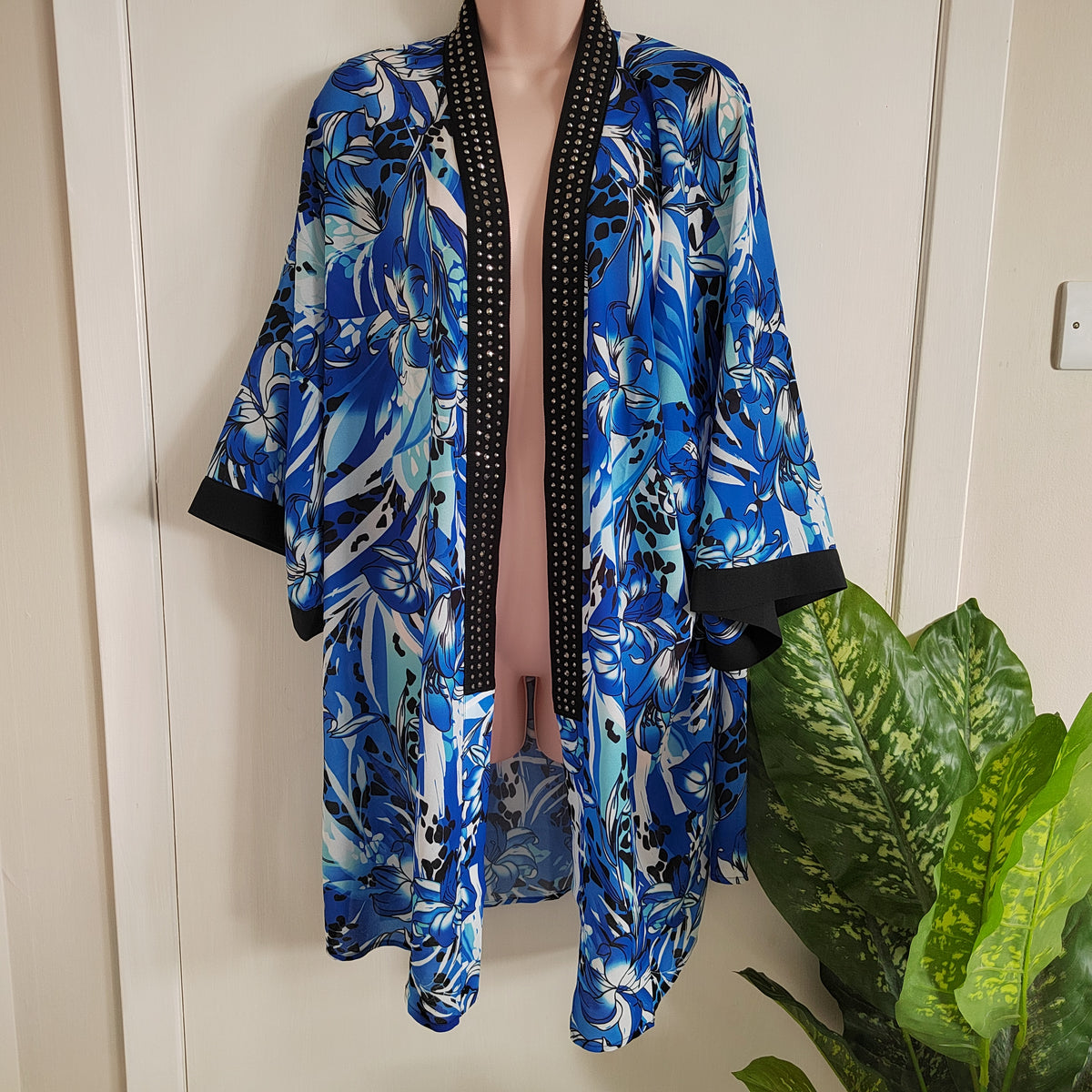 Julien Macdonald Floral Embellished Kimono - Size Large RRP £40