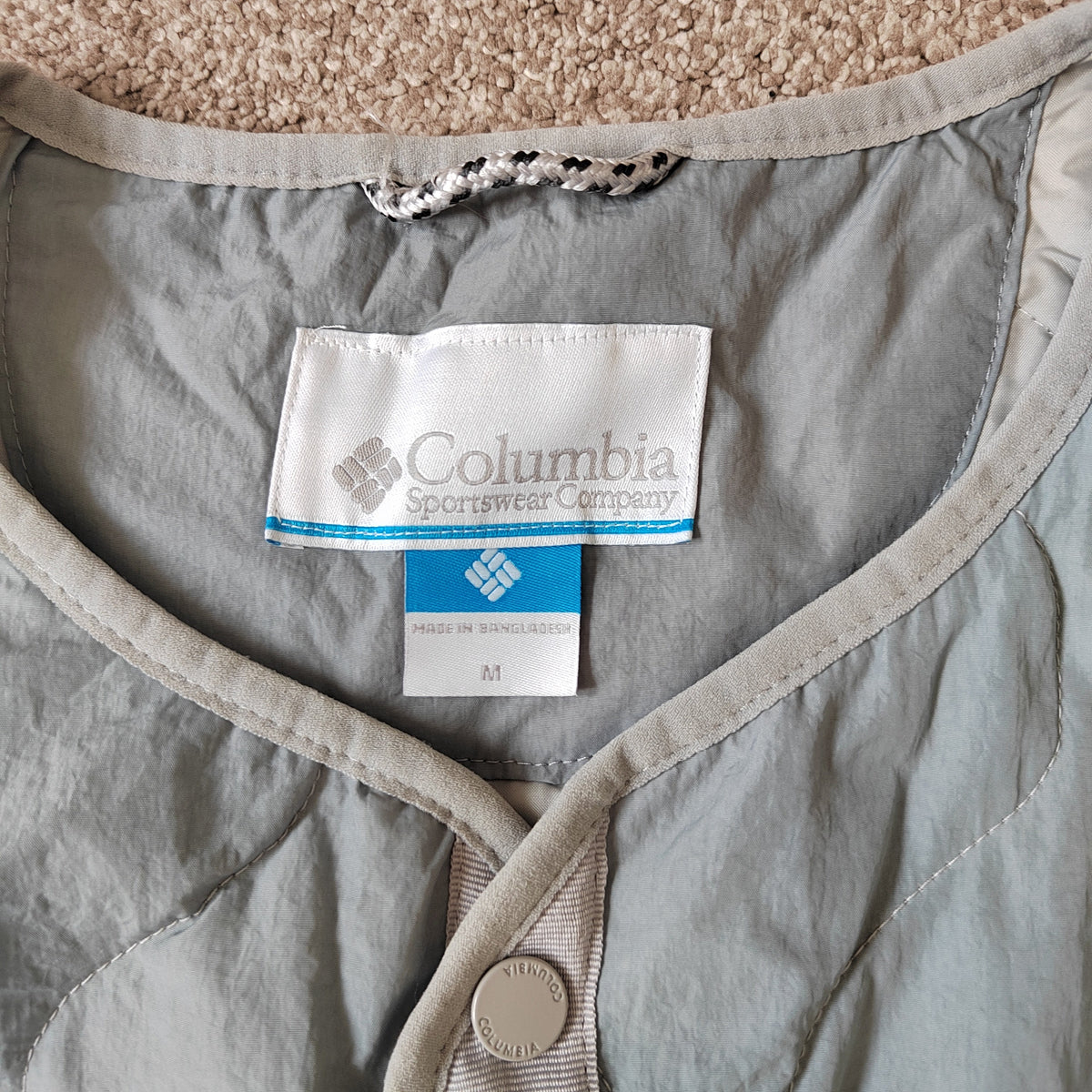 Columbia Doverwood Crinkle Fabric Quilted Liner Jacket - Grey - Size Medium NWOT