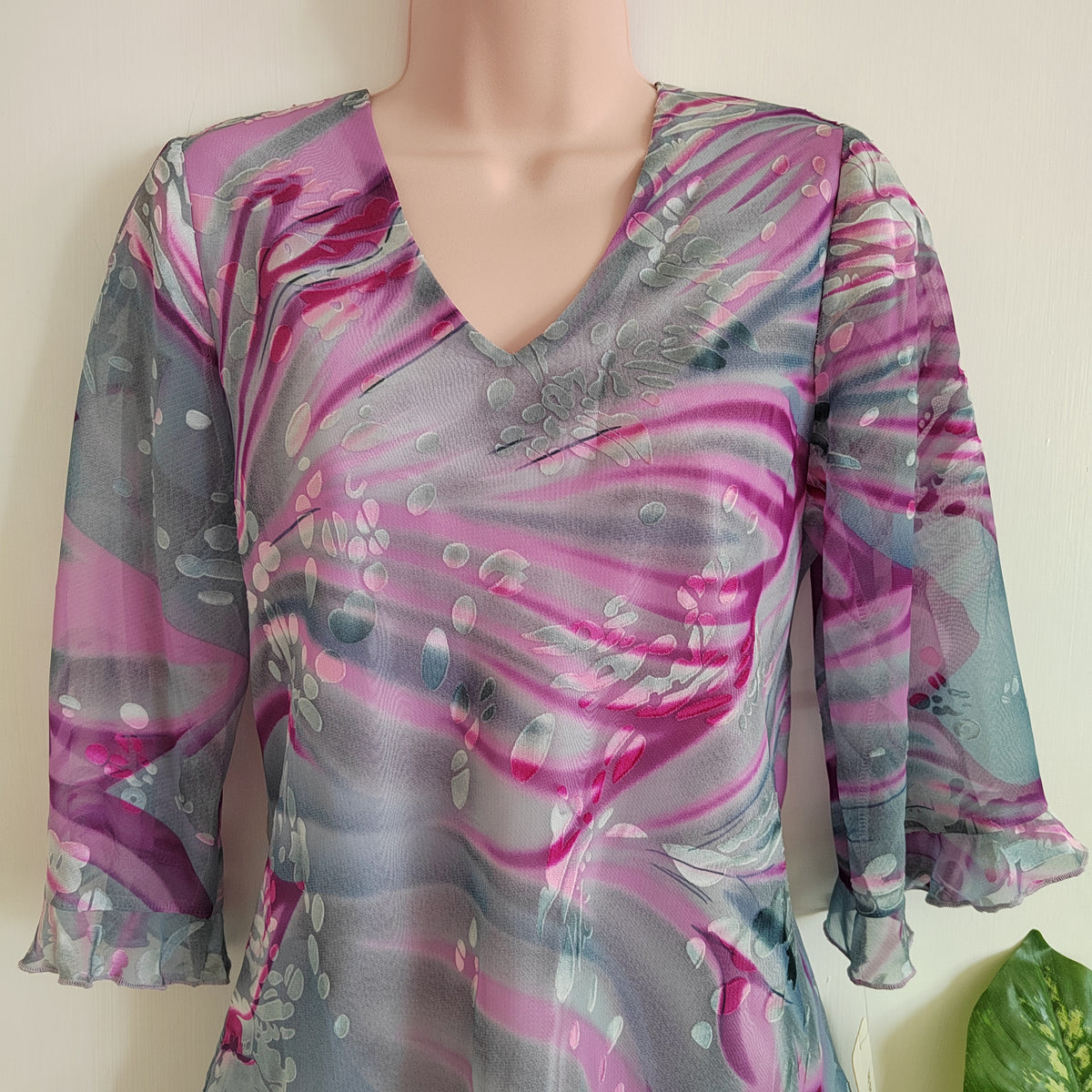 Vintage Bromley Sport Y2K Mesh Blouse – Purple & Grey Swirl – Size 10